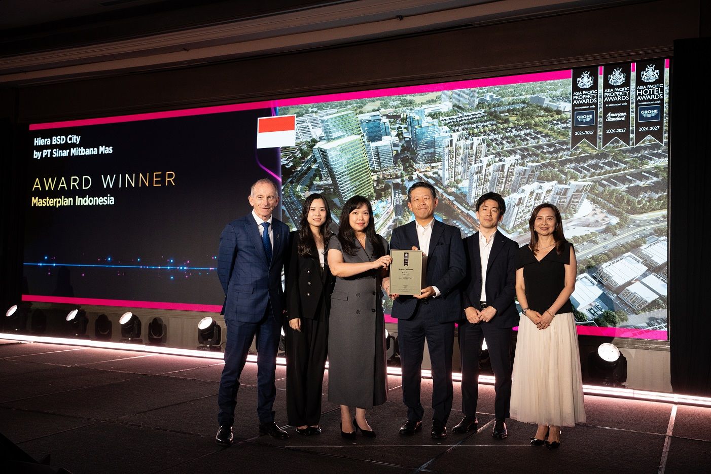 Foto 1 Hiera Raih Penghargaan Asia Pacific Property Awards 2026–2027 (1).jpg