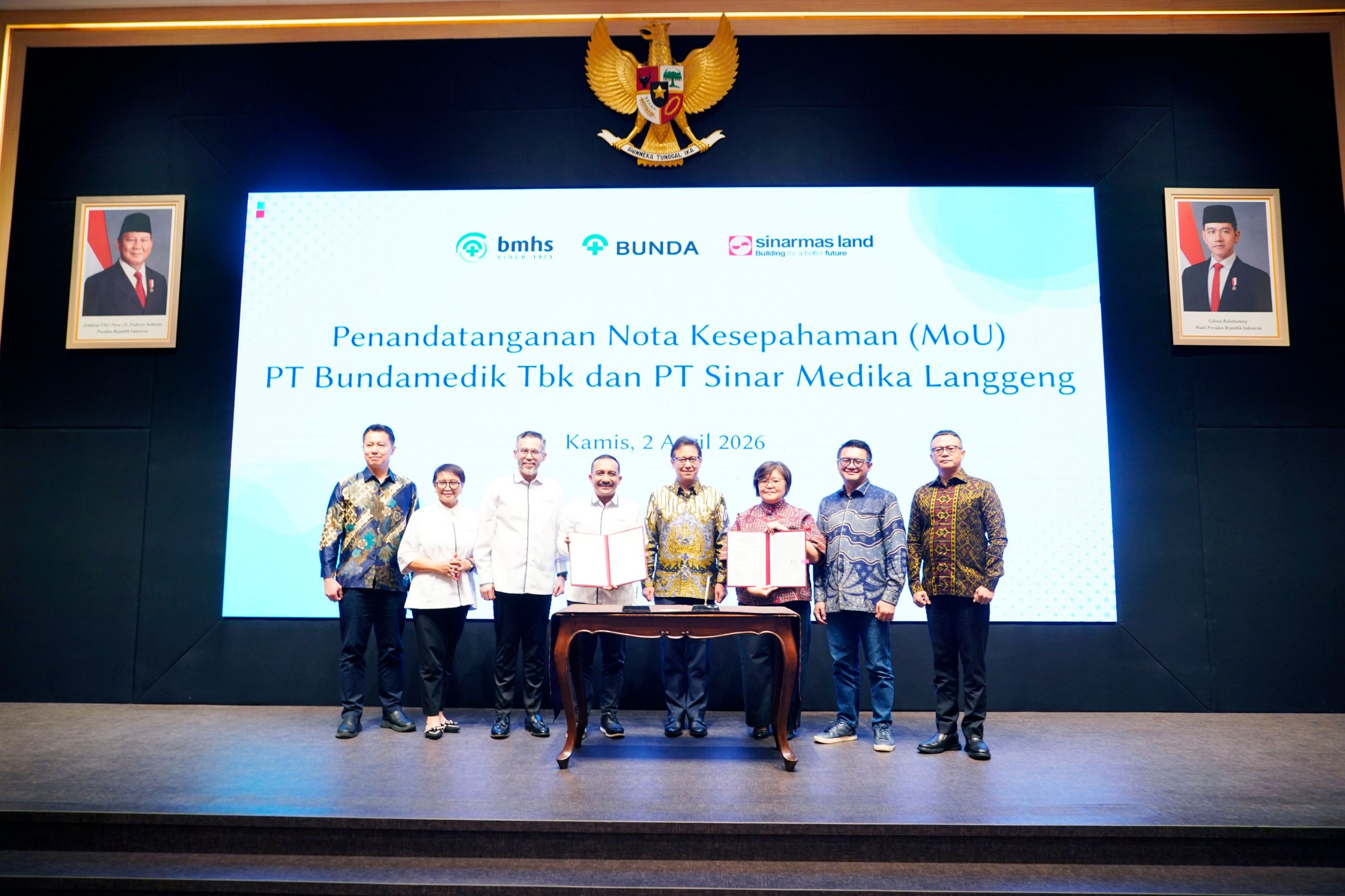 Foto 1 MOU Sinar Mas Land dan Bundamedik.jpeg