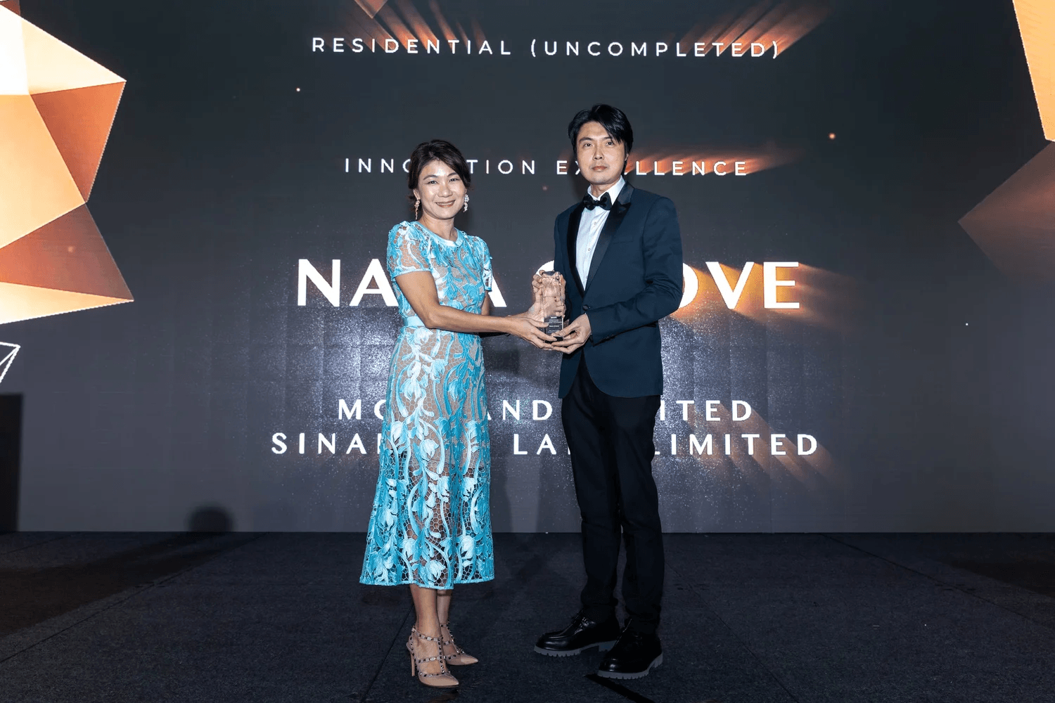 Foto 1 Nava Grove.jpg