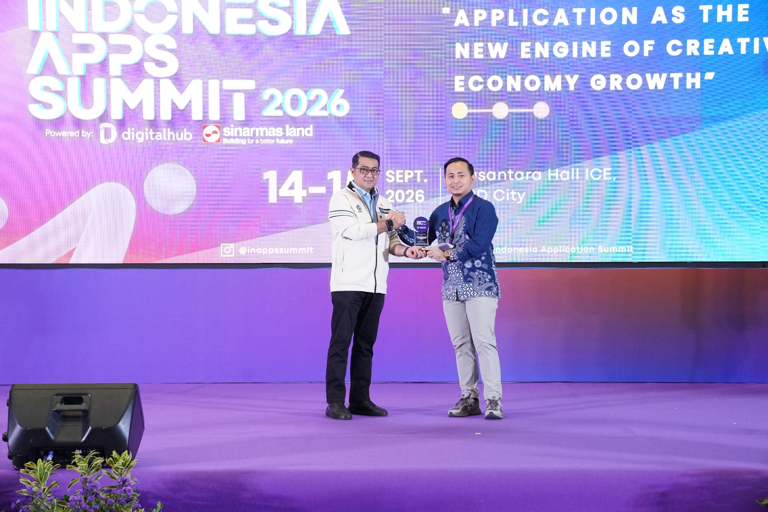 Foto 1 - OneSmile Community App Unggulan yang Dikembangkan Sinar Mas Land Raih Penghargaan dari Kemenekraf RI.jpeg