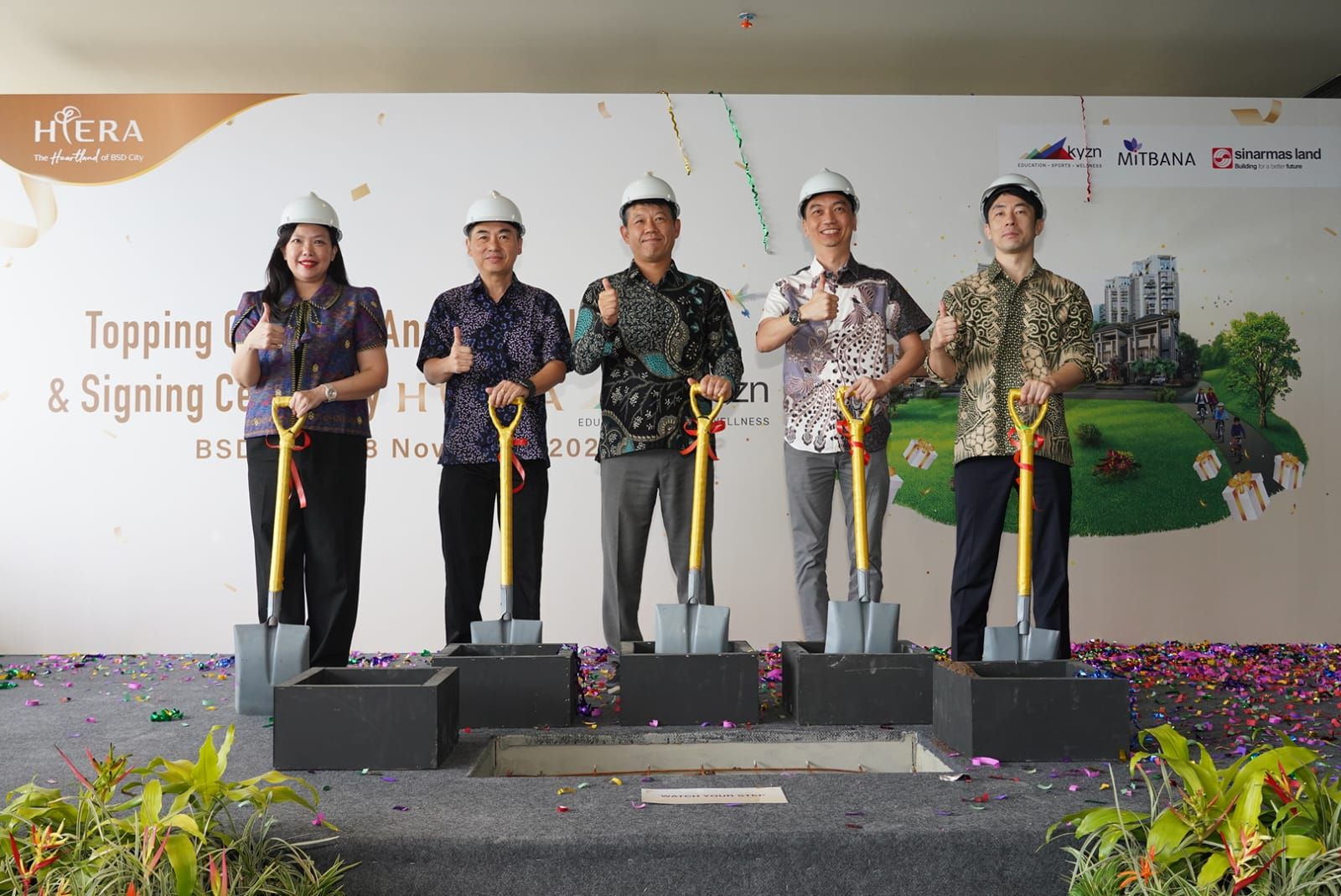 Foto 1 - Sinar Mas Land bersama Mitbana Gelar Topping Off Hiera Sport & Lifestyle Center di BSD City.jpeg