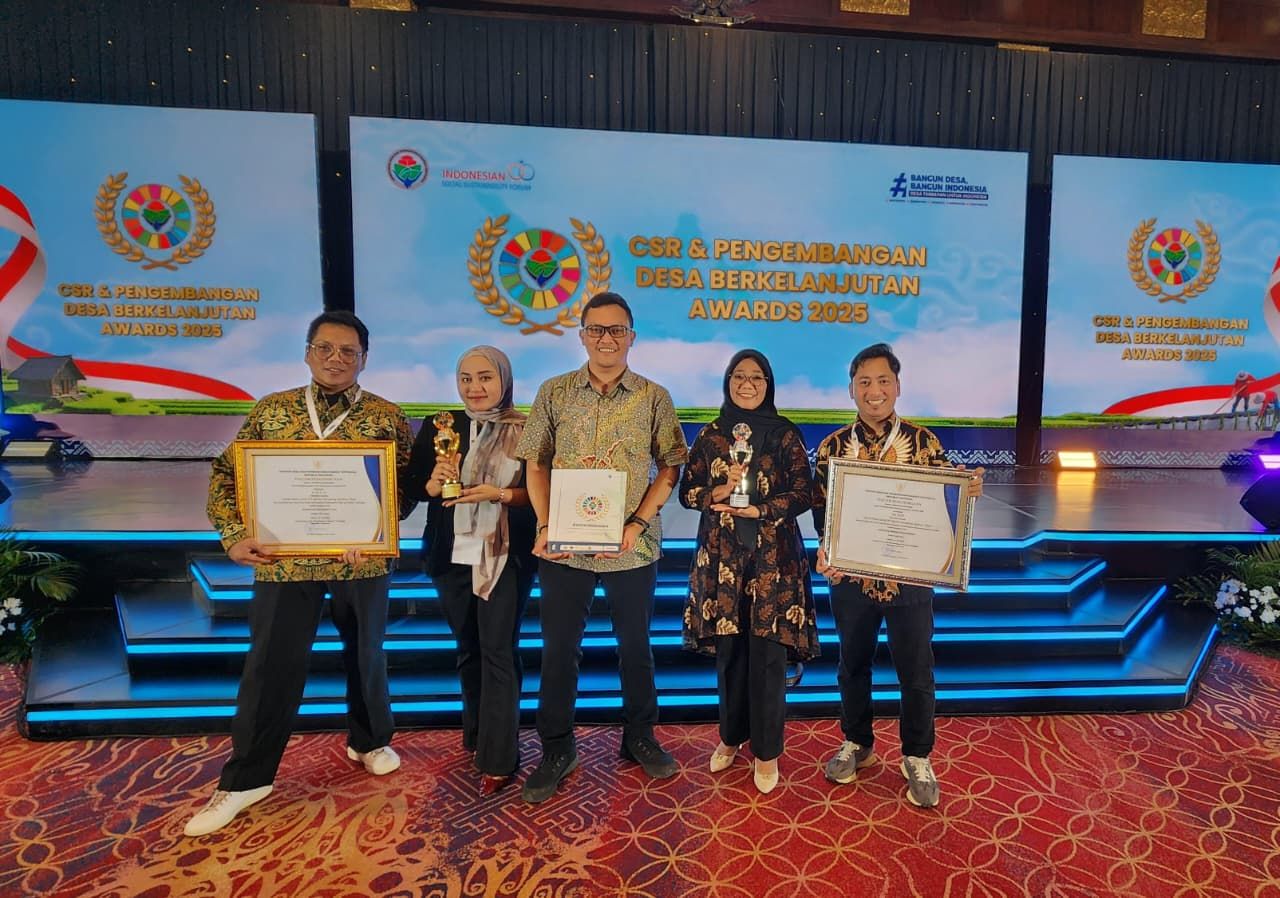 Foto 2 CSR dan Pembangunan Desa Berkelanjutan Award.jpeg