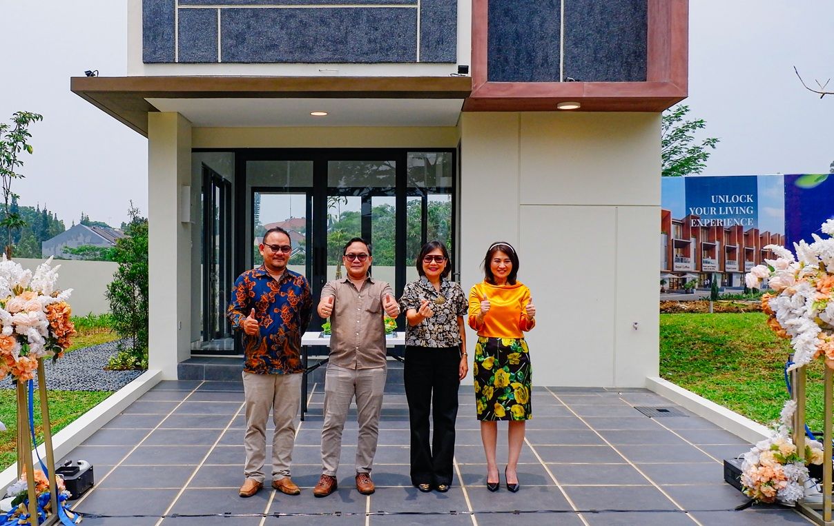 Foto 2 Lauching Crystal Loft Royal Tajur.JPG